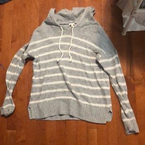 White and gray sweater